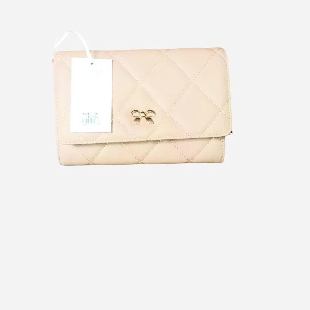 NWT Tan Quilted Handbag With Golden Bow Detail And Chain Link Handle